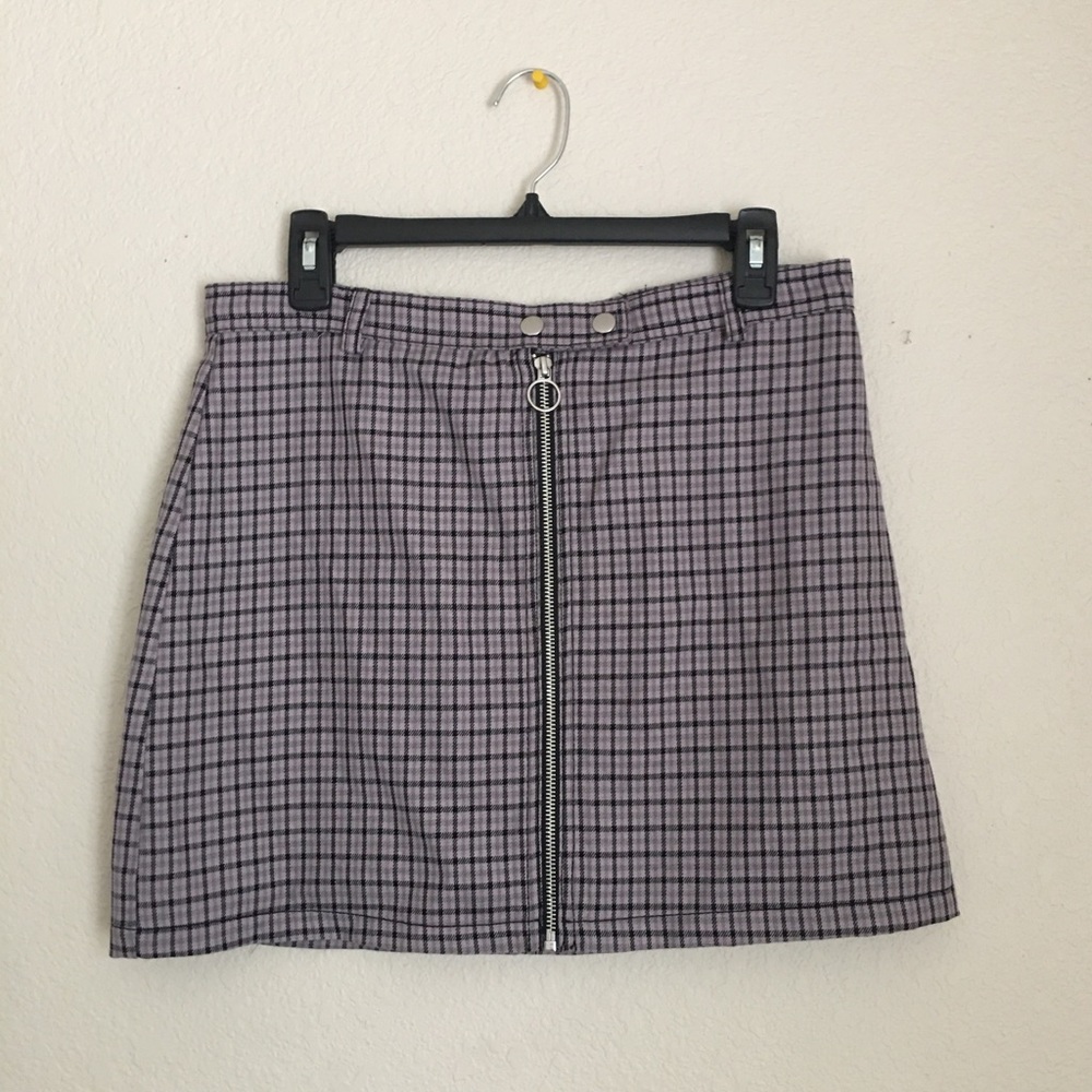 🌻 3 for $25! 🌻 NWOT Zip up Gingham Mini Skirt